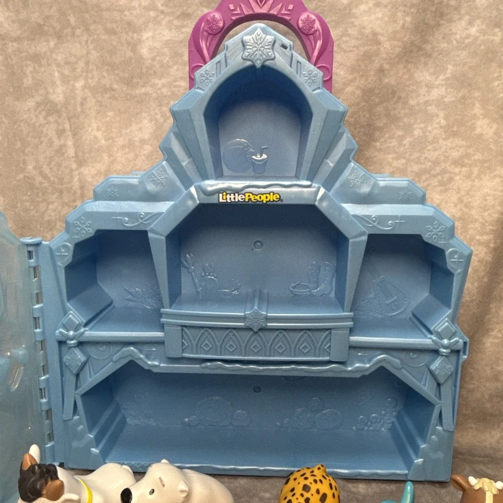 Fisher Price Little People Disney Frozen Carry Castle Case 5 Princess 5 Animals
